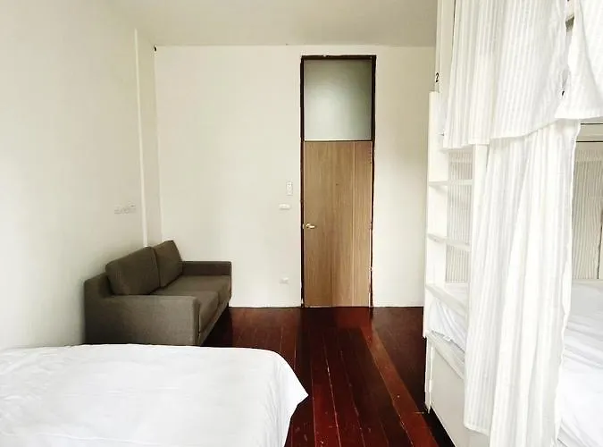 Rotinis Hostel *