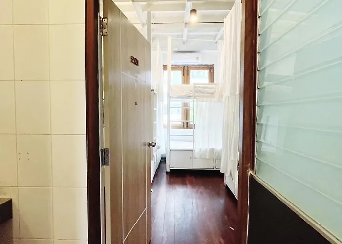 Rotinis Hostel *